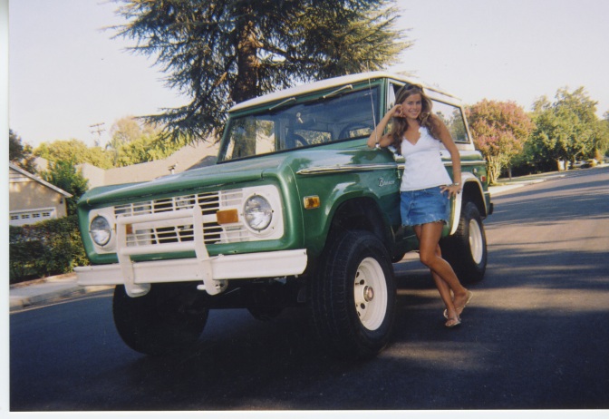 The week I went to college I asked my dad to take photos of me with my 1972 Bronco...oh priorities!